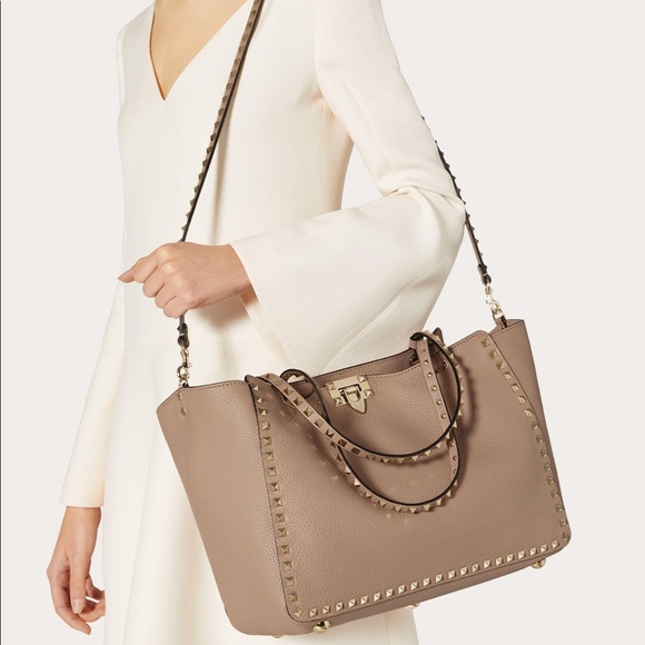 Medium Valentino Garavani Rockstud Tote Navy Grainy Leather RARE COLOR - Picture 16 of 16